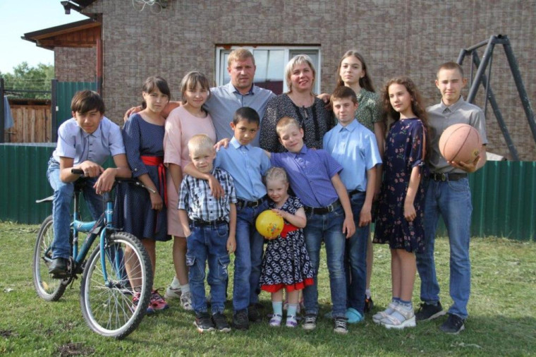 Премия «Служение». Премия «Служение».